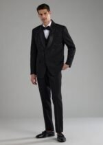 Classic Silk Black Tuxedo Suit Style for Modern Gentlemen - Image 2