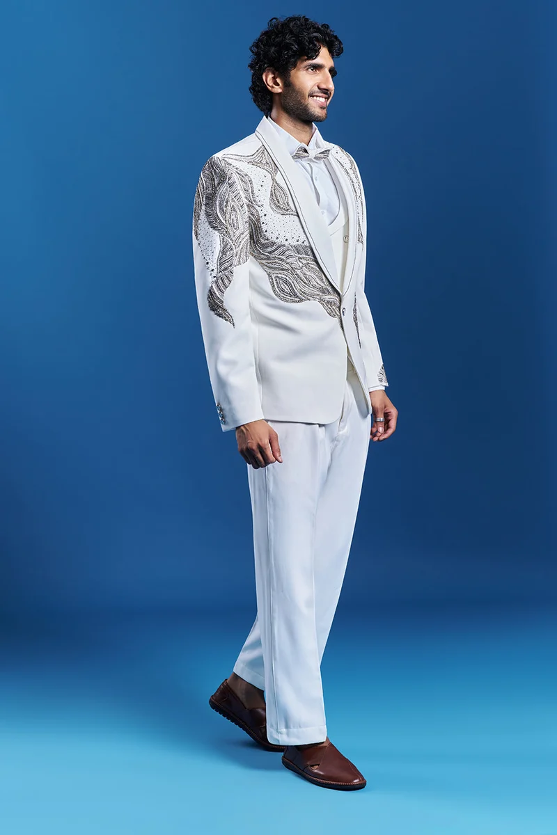 white-japanese-armani-embroidered-tuxedo-set-RMNAA1956-4_1c782188-7a6f-46ab-bee4-cd8e38dce027 White Japanese Armani Embroidered Tuxedo Set for Men - Image 1